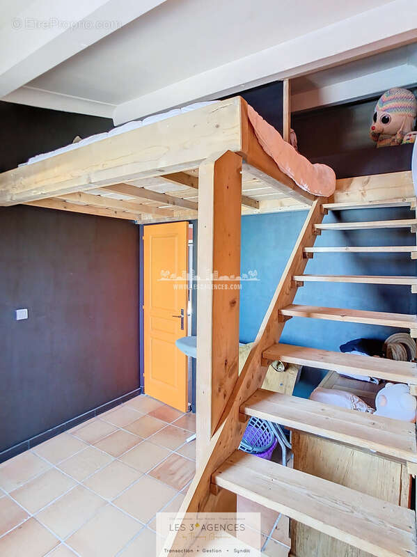 Maison T5 avec local commercial et atelier ou garage - photo 9