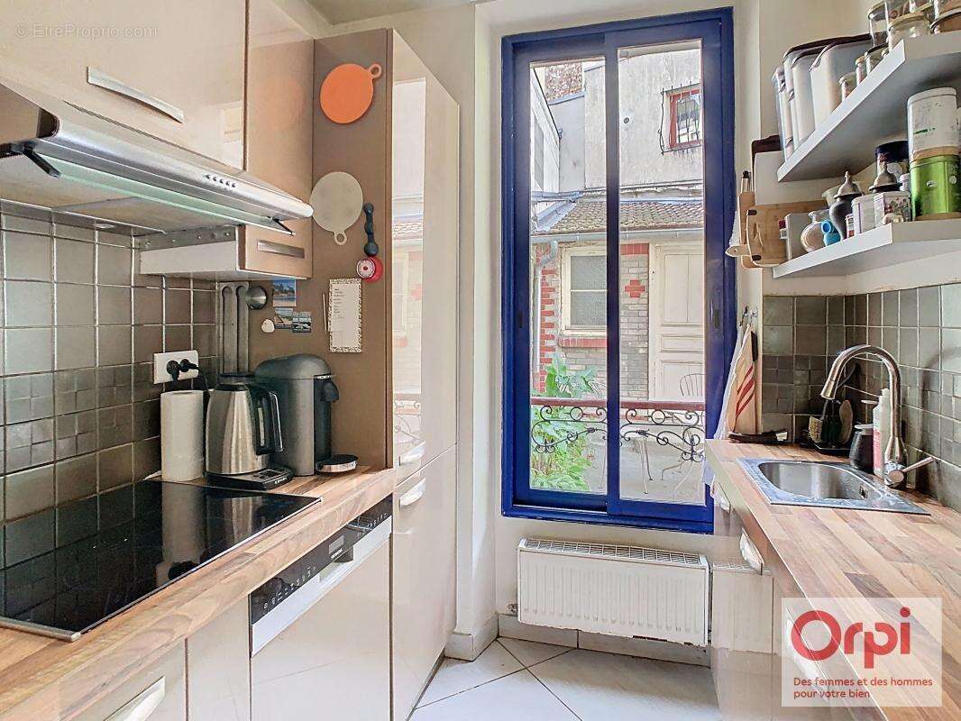 Maison à ISSY-LES-MOULINEAUX