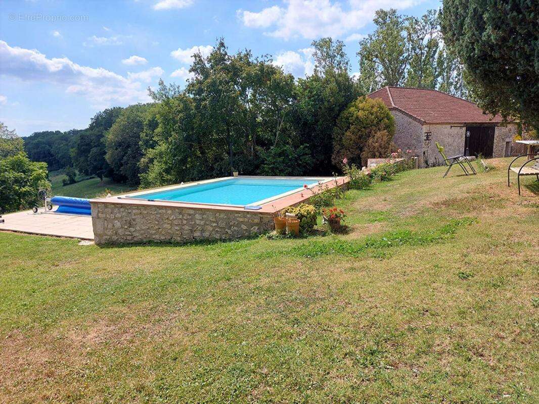 Maison à LAROQUE-TIMBAUT