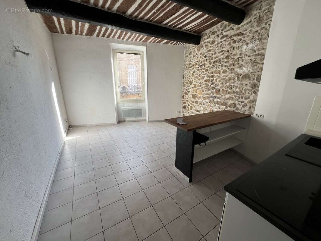 Appartement à EYGUIERES