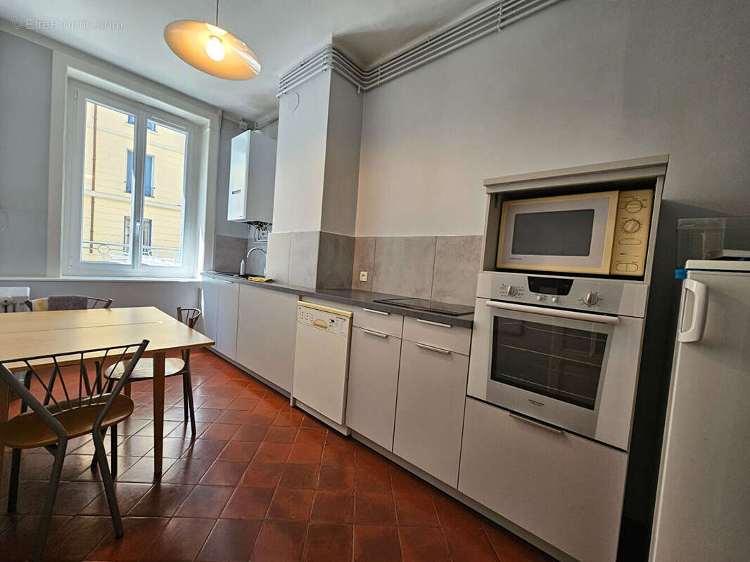 Appartement à LYON-6E