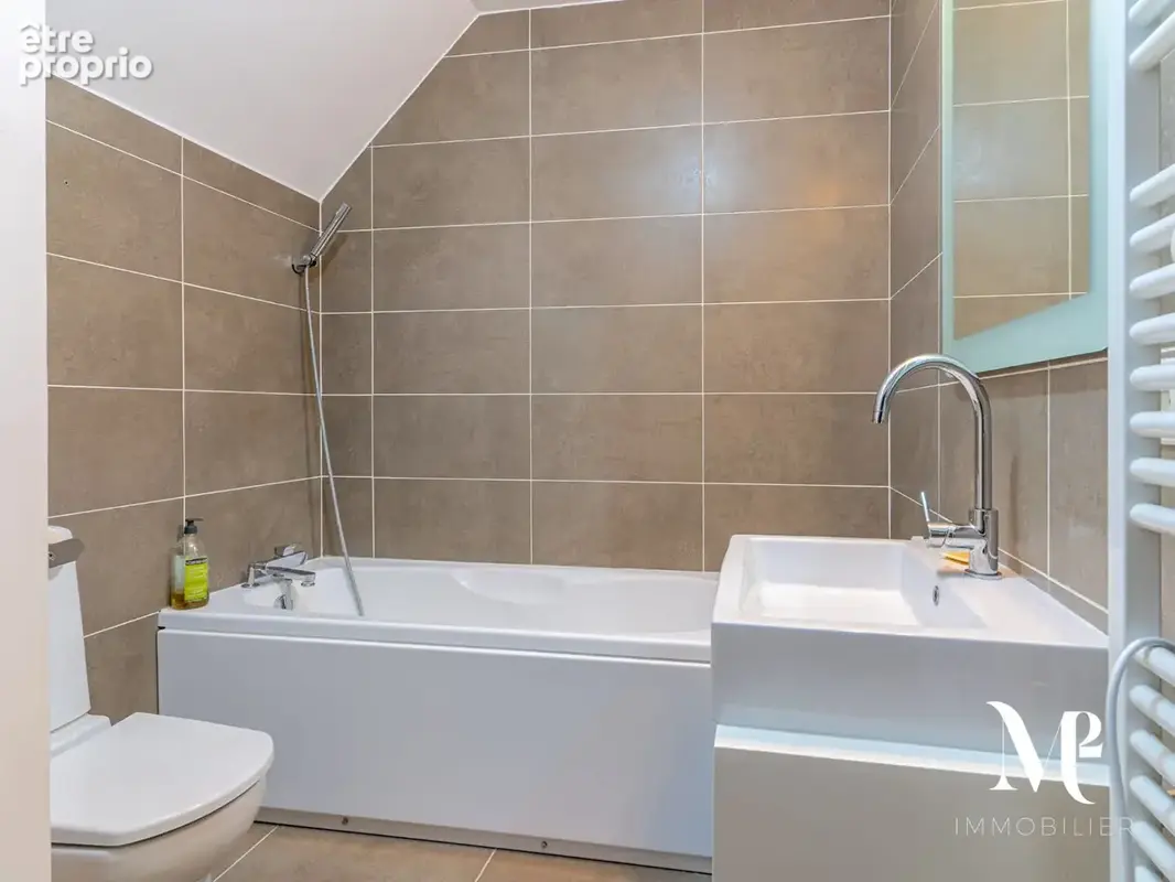 Appartement T3 en duplex - 70m² + toit-terrasse - photo 9