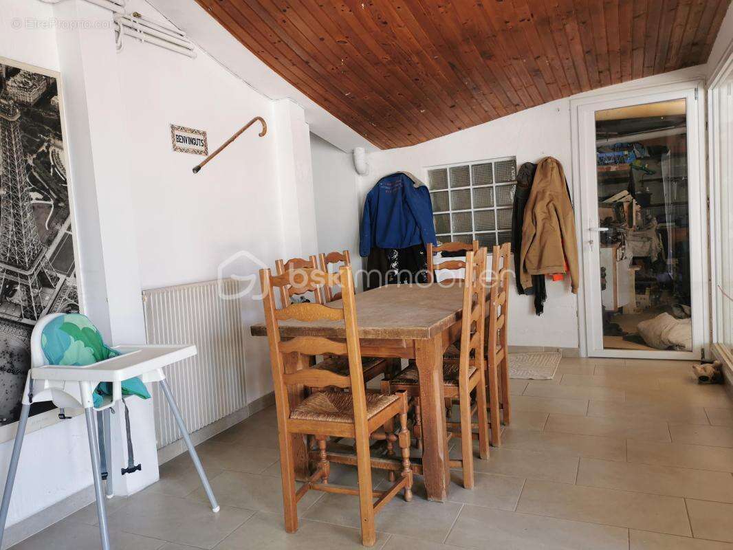 Maison à SAINT-ESTEVE