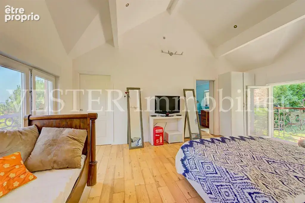 Sur un terrain de 3  000m², très agréable maison familiale d’environ 175m² - photo 13