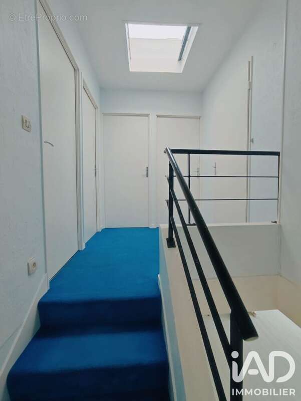 Appartement 100 m² à Eaubonne  - photo 9