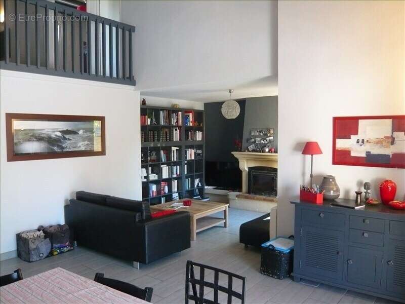 Maison à LES ANGLES