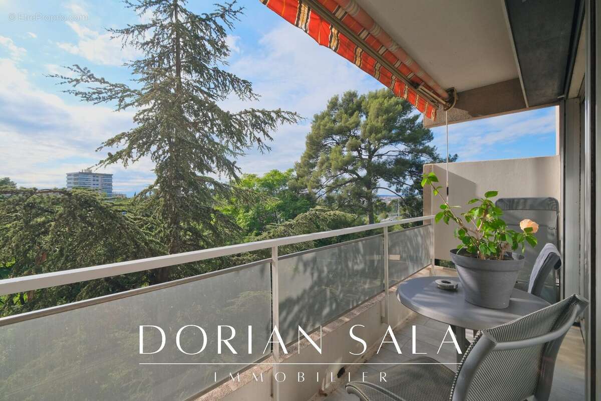 Appartement à MARSEILLE-10E