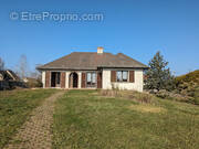 Maison à MAGNY-SUR-TILLE