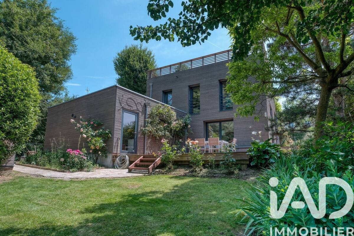 Photo 1 - Maison à CHESSY