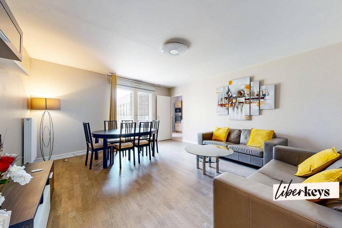 Appartement à GENNEVILLIERS