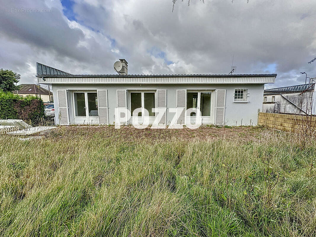 Commerce à AVRANCHES