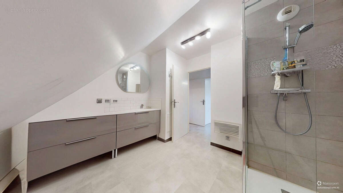 Appartement à FONTENAY-TRESIGNY