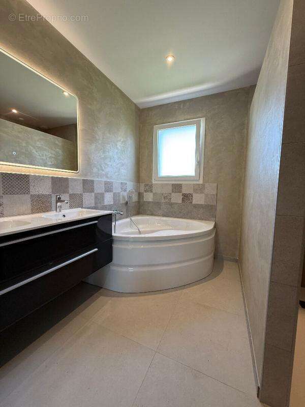 Maison neuve de plain- pied- Norme RE2020- - photo 11