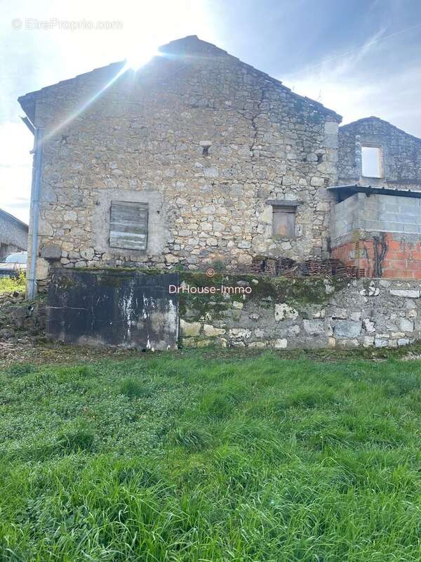 Maison à SAINT-SALVY