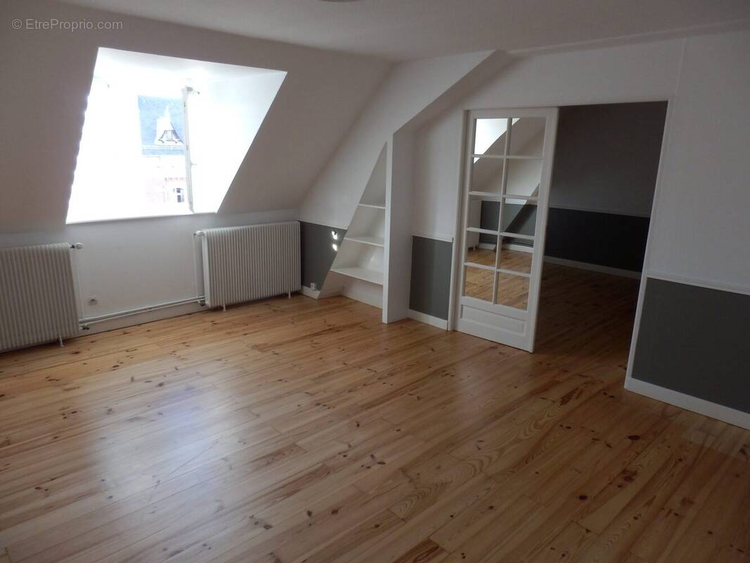 VUE SEJOUR/AVT  VERS CH1 CONTIGUE  - Appartement à STRASBOURG