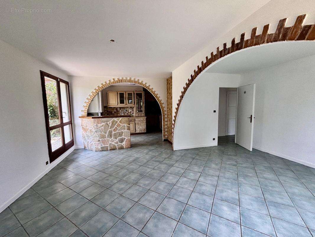 Appartement à CULOZ