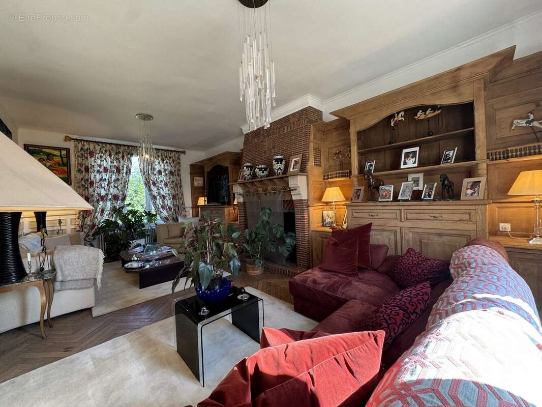 Maison à CROSVILLE-LA-VIEILLE