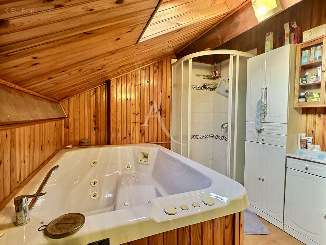 Maison à MARSEILLE-4E