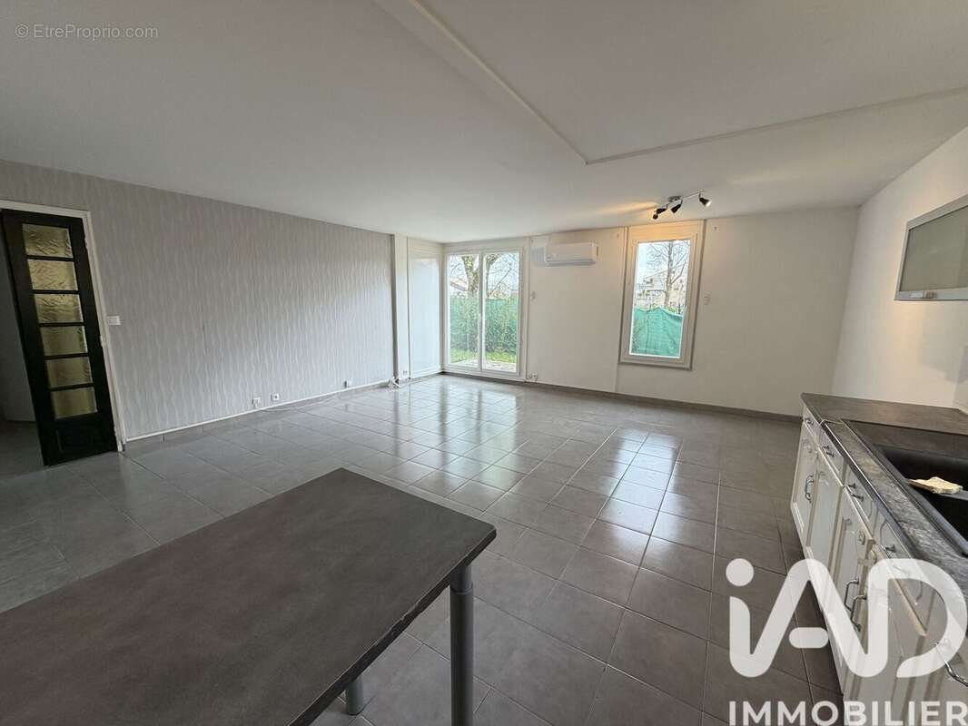 Photo 8 - Appartement à NANDY