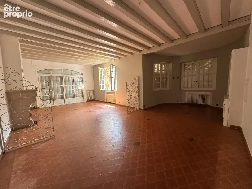 Cannes Montfleury, villa en pierres de 7 p sur 3200m² de terrain - photo 3