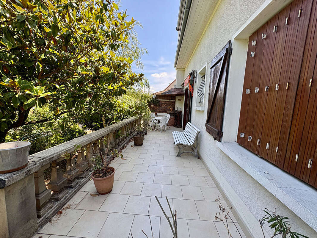 Maison Chatillon 7 pièce(s) 192.92 m2 - photo 5