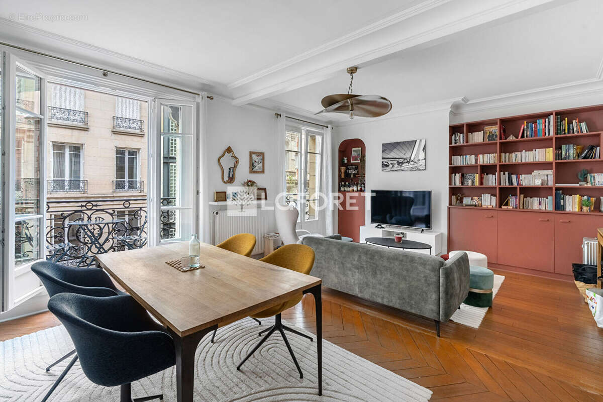 3 Pièces - 2 chambres - refait à neuf - Wagram Paris 17ème - photo 2