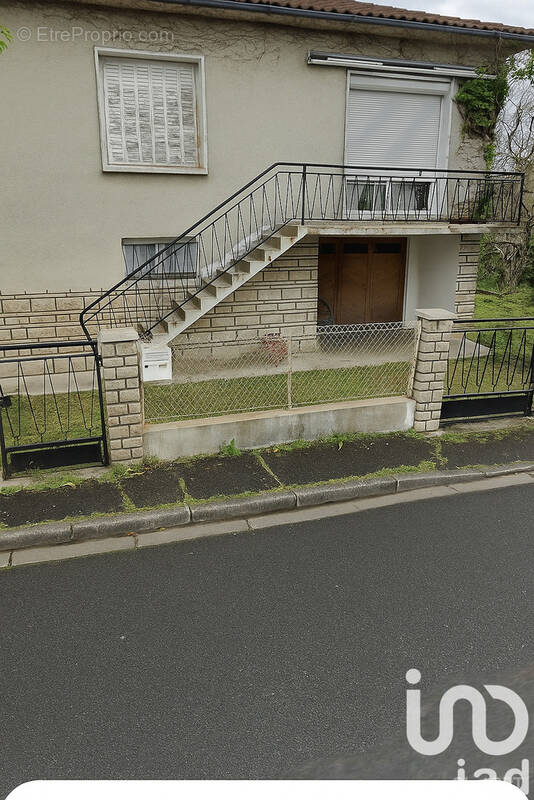 Photo 1 - Maison à SAINT-MICHEL