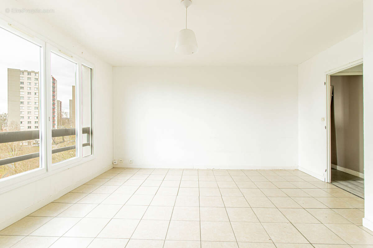 Appartement à CHARLEVILLE-MEZIERES