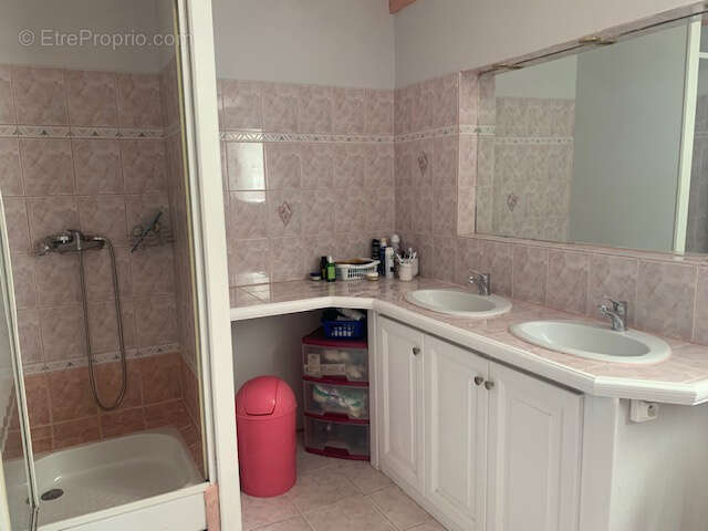 Maison à SAINT-DIZANT-DU-GUA