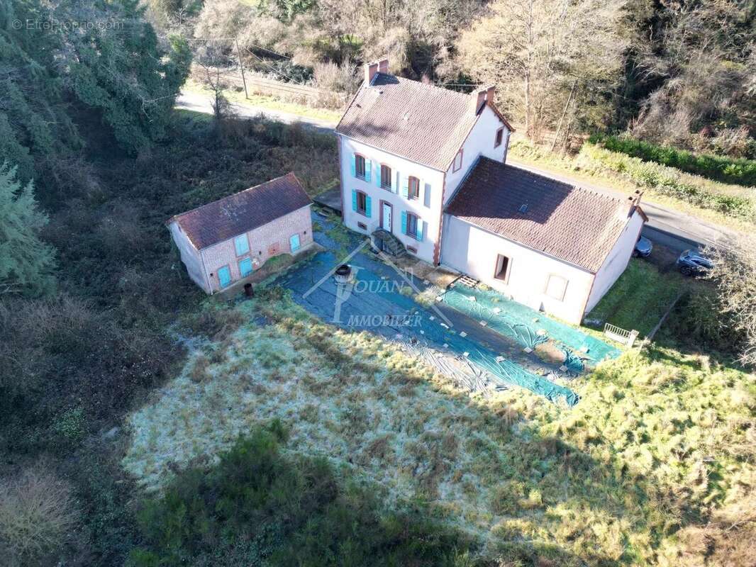 Maison à SAINT-ELOY-LES-MINES