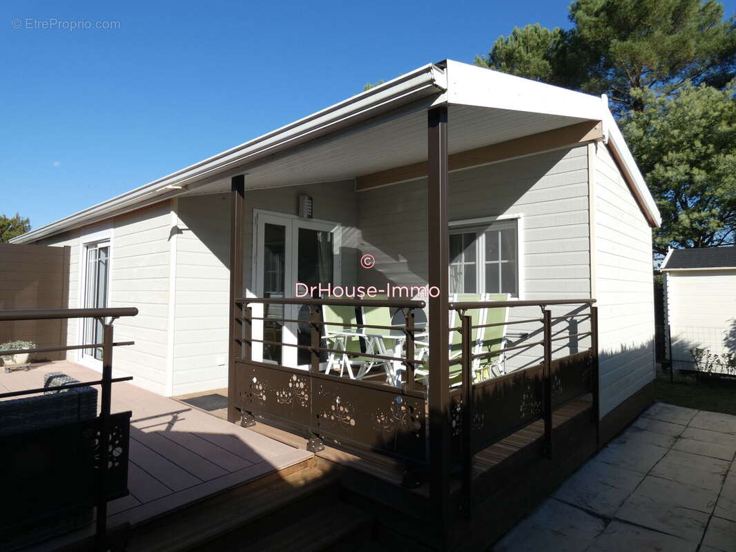 Maison à SAINTE-GEMME