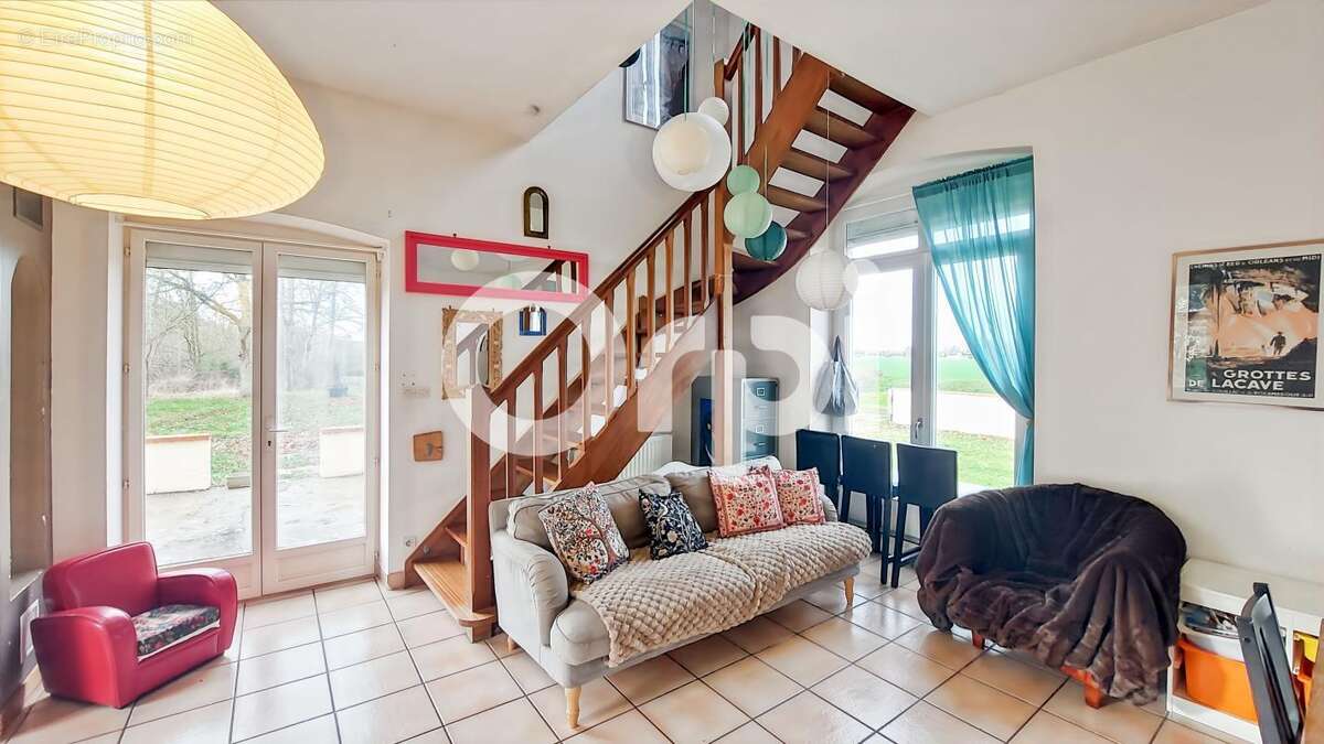 Maison à AVRILLY