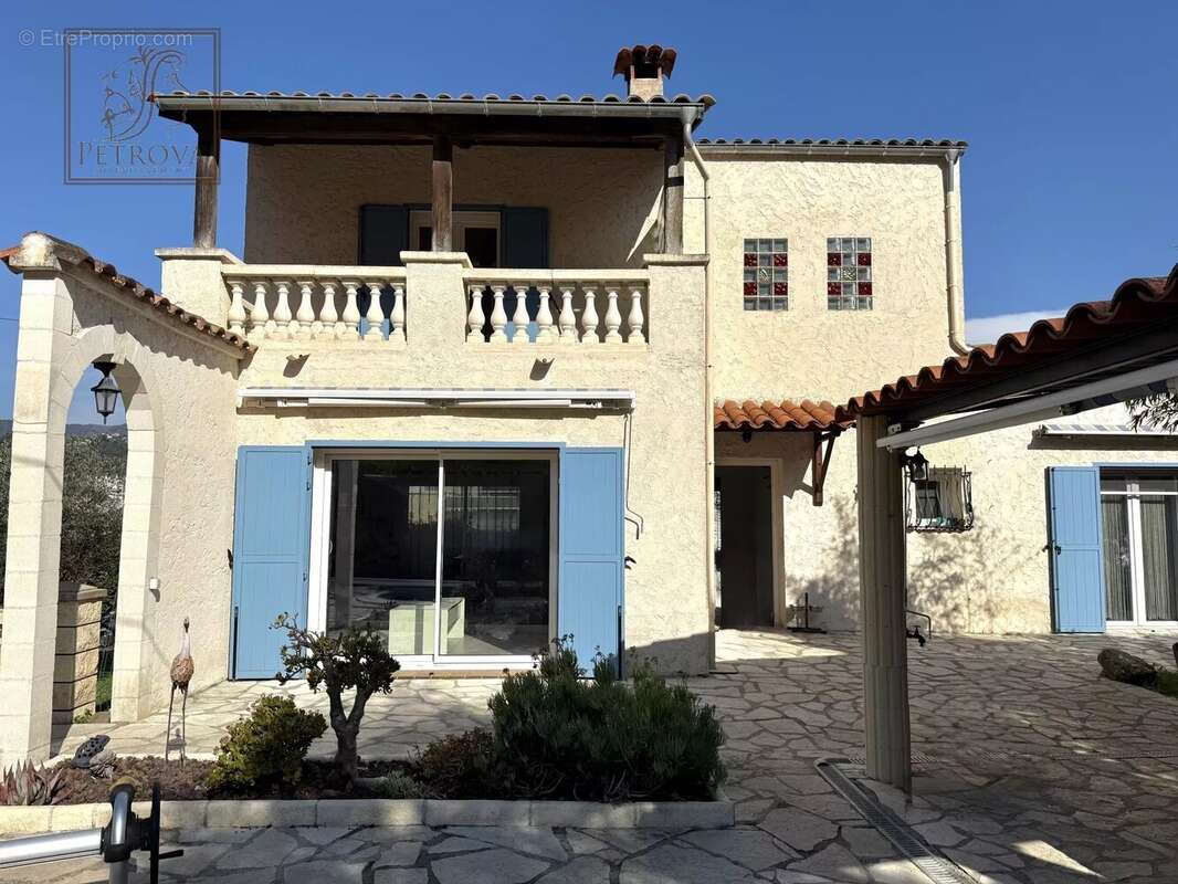 Maison à LA TRINITE