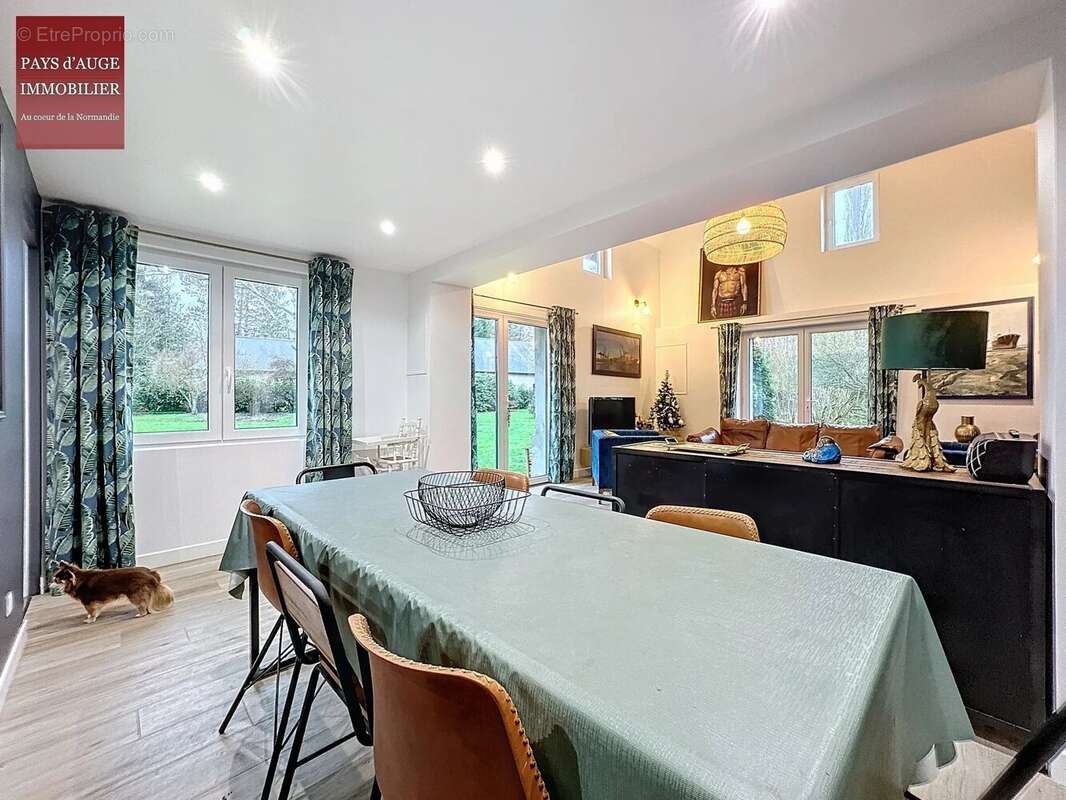 Maison à NEUVILLE-SUR-TOUQUES