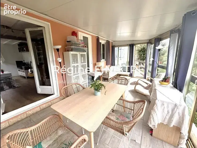 Roquebrune-sur-argens chalet t4 de 82 m² avec véranda, terrasse et cave - photo 5