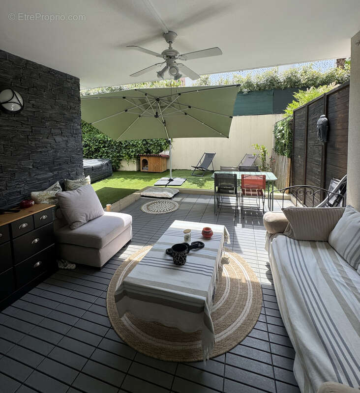 Appartement à MARSEILLE-9E