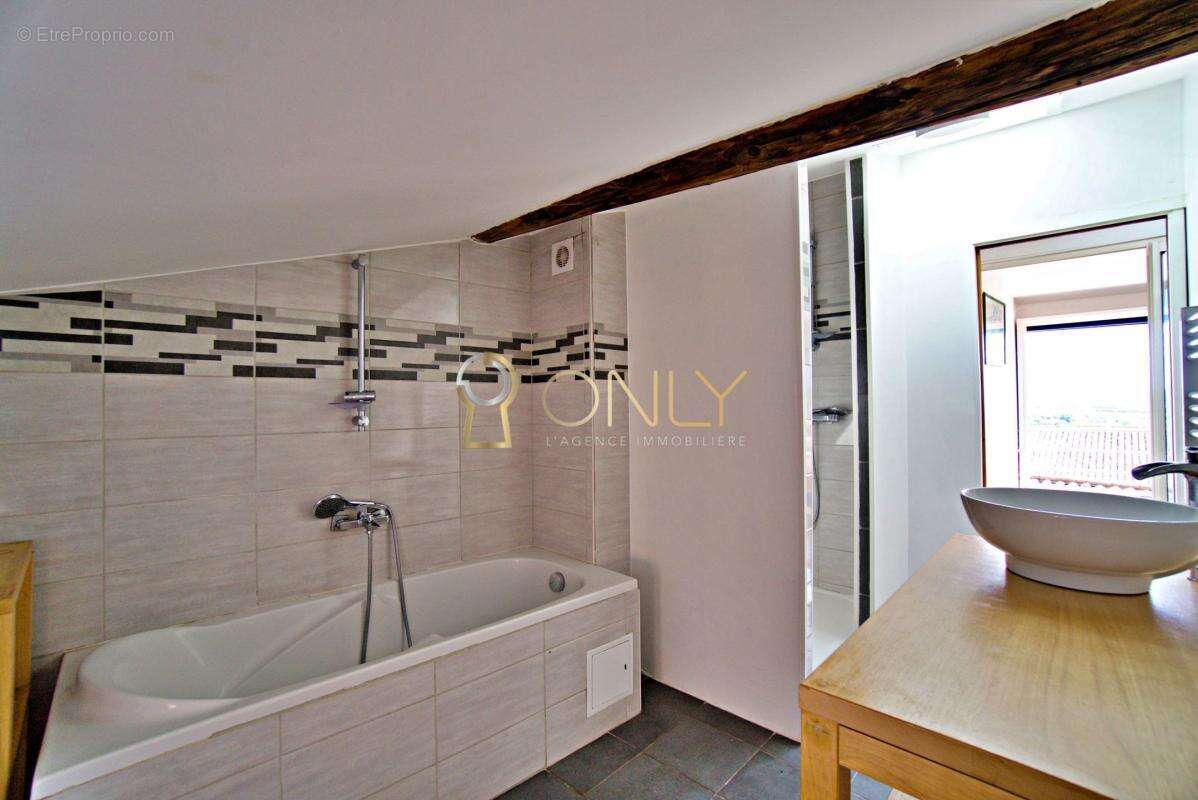 Appartement à TREVOUX
