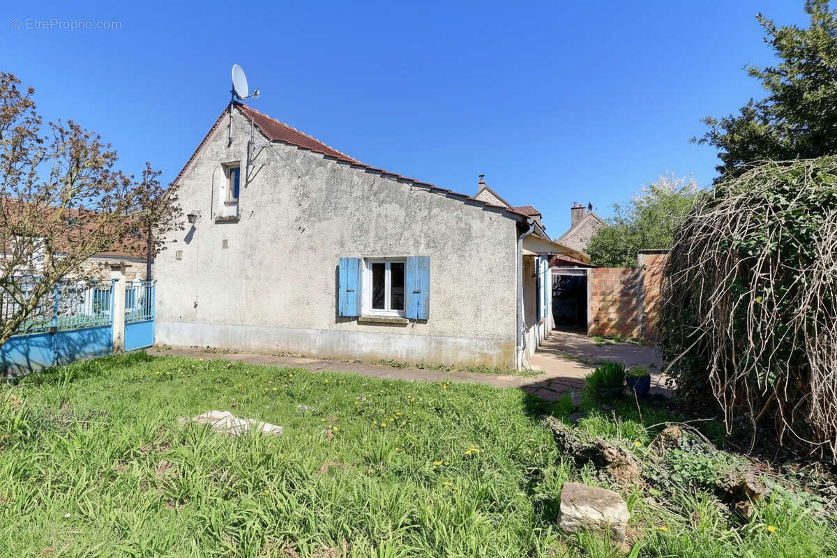 Maison à BULLION