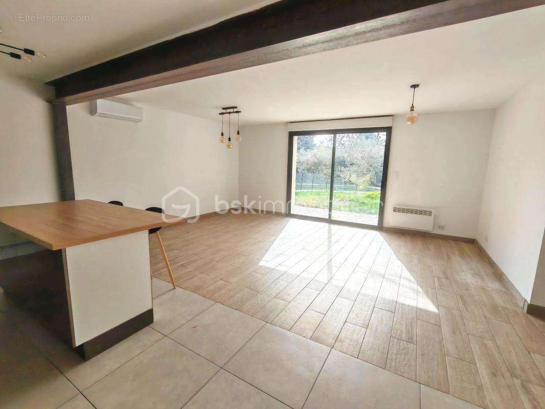 Maison à PONT-SAINT-ESPRIT