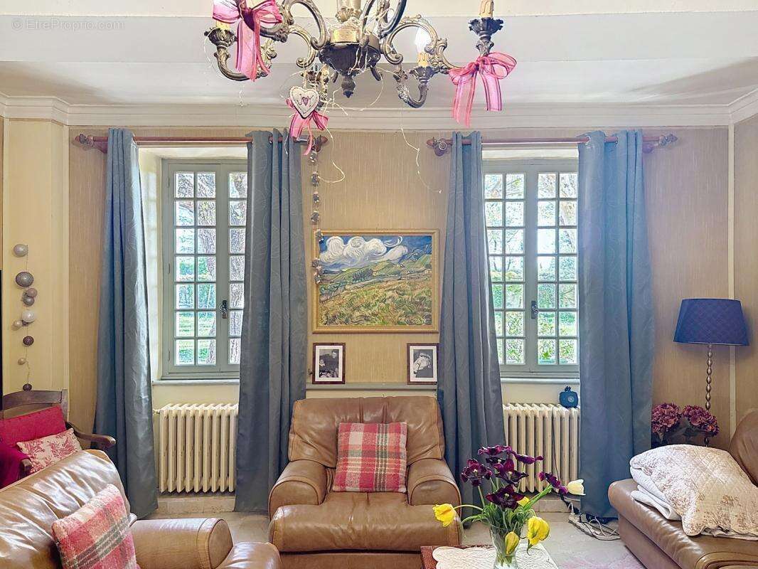 Maison à MONTEUX