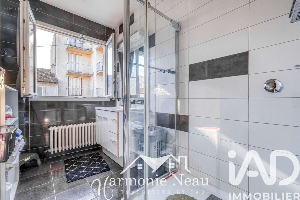 Photo 2 - Maison à LIVRY-GARGAN