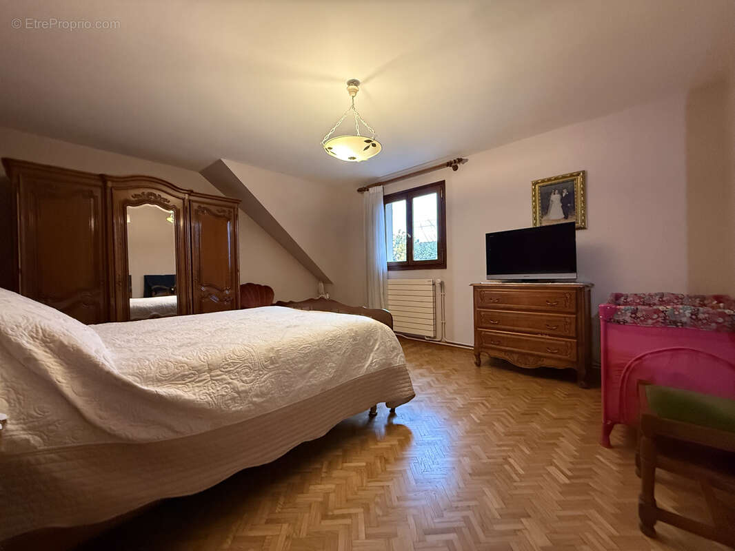 Maison à LE BLANC-MESNIL