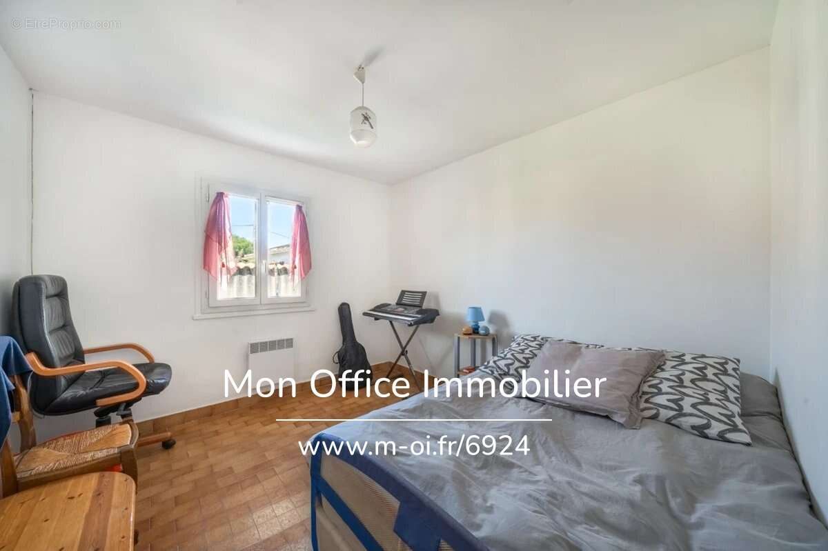 Référence : 6924-YAN. - Maison 4 pièces + studio + garage - photo 12