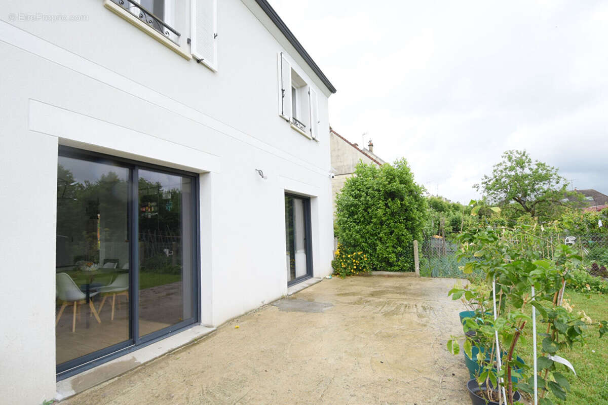Maison à PRECY-SUR-OISE