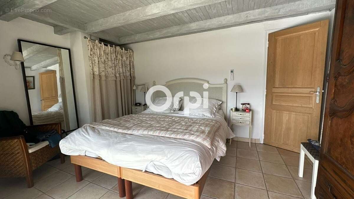 Maison à VALLON-PONT-D'ARC