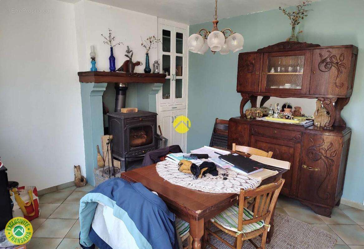 Maison à DUN-LE-PALESTEL