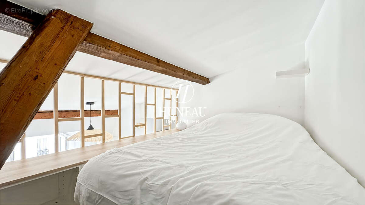 Appartement à PARIS-3E