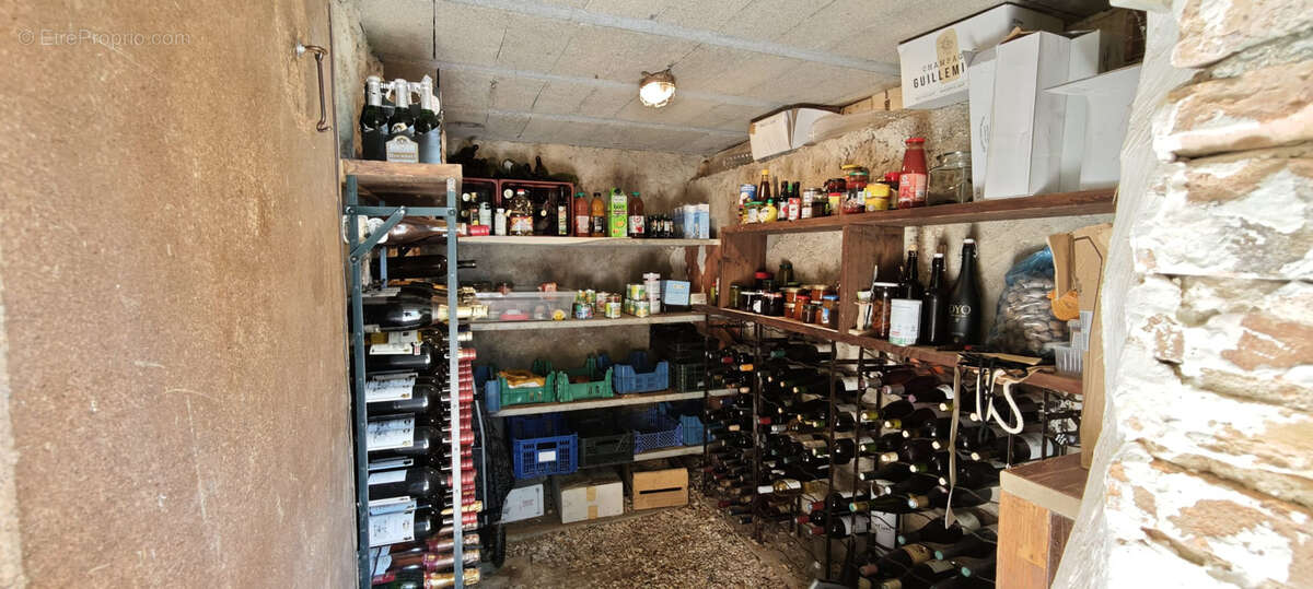 Maison à PONT-SUR-YONNE