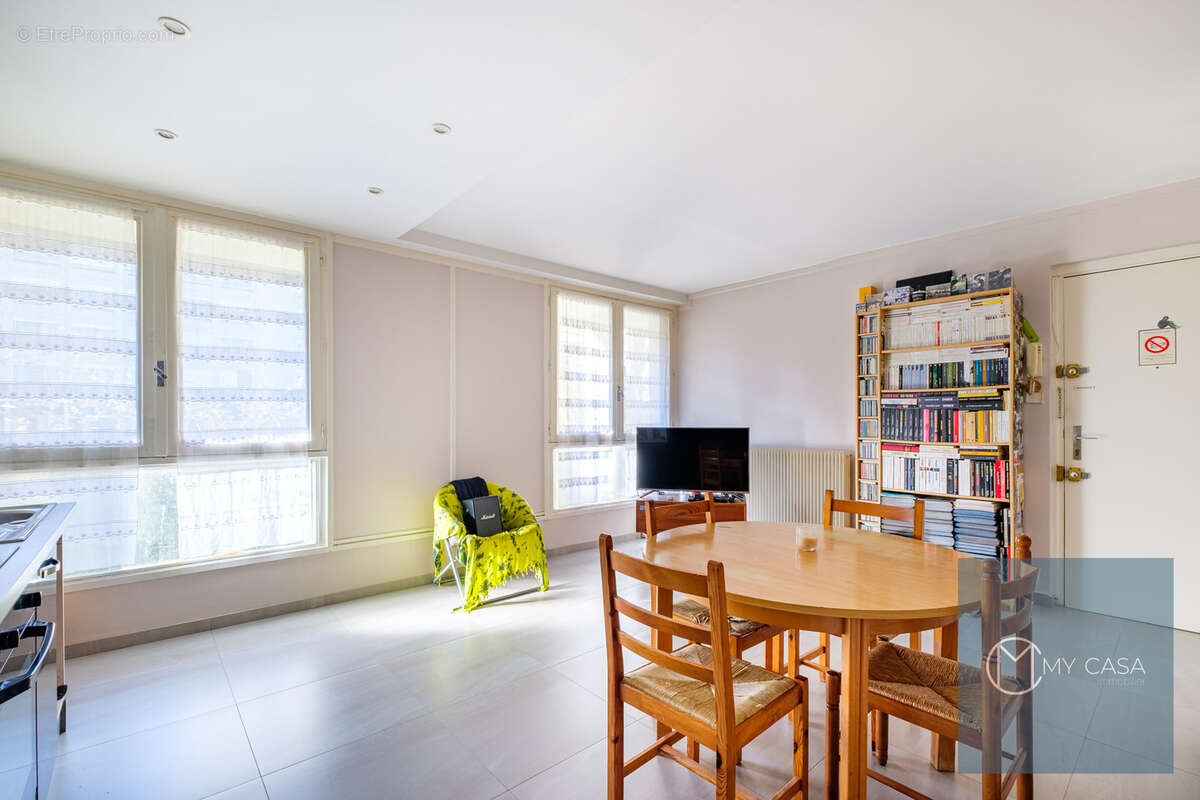 Appartement à LYON-9E