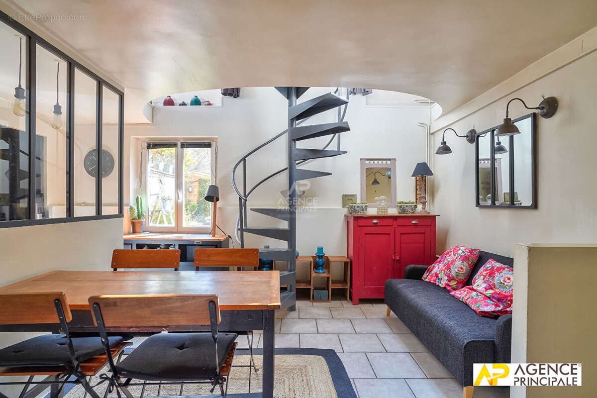 Appartement à MAISONS-LAFFITTE